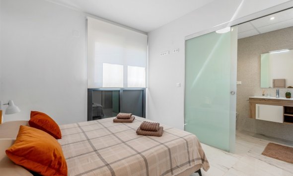 Resale - Apartment / Duplex - Orihuela Costa