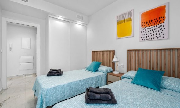 Resale - Apartment / Duplex - Orihuela Costa