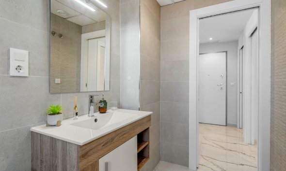 Resale - Apartment / Duplex - Orihuela Costa