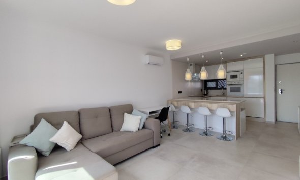 Reventa - Apartamento / Dúplex - El Raso