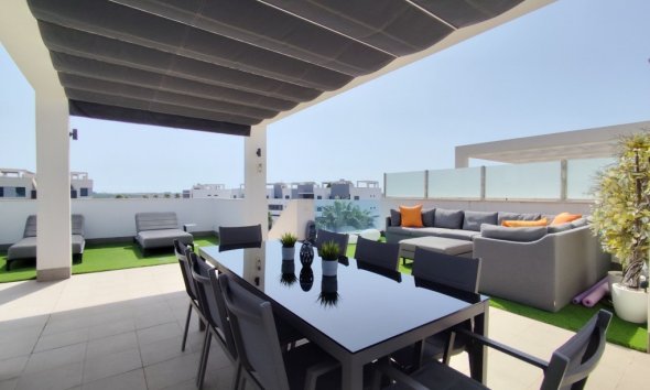 Reventa - Apartamento / Dúplex - El Raso