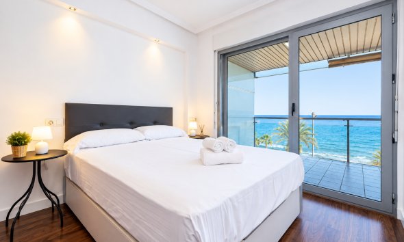 Reventa - Apartamento / Dúplex - Torrevieja - Playa del Cura
