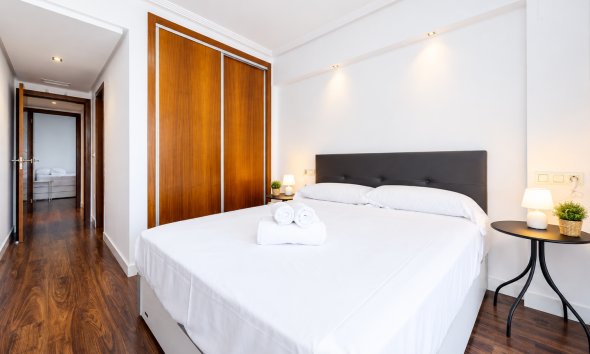 Reventa - Apartamento / Dúplex - Torrevieja - Playa del Cura