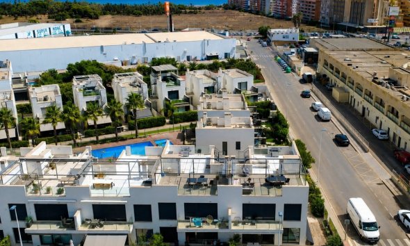 Reventa - Apartamento / Dúplex - Orihuela Costa - Punta Prima