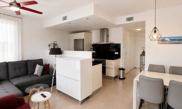 Reventa - Apartamento / Dúplex - Orihuela Costa - Punta Prima
