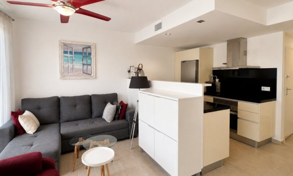 Reventa - Apartamento / Dúplex - Orihuela Costa - Punta Prima