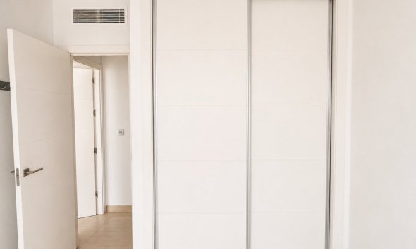Reventa - Apartamento / Dúplex - Orihuela Costa - Punta Prima