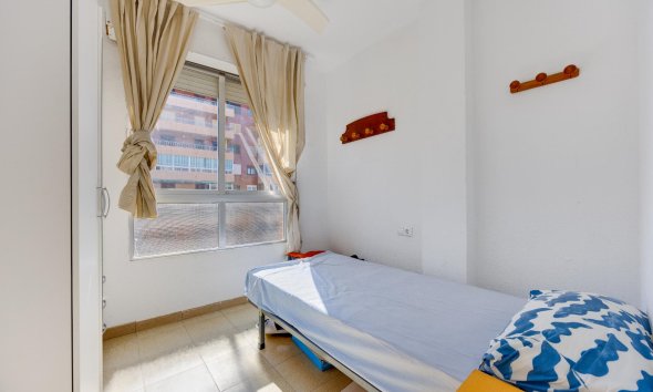 Reventa - Apartamento / Dúplex - Torrevieja - Playa del Acequión