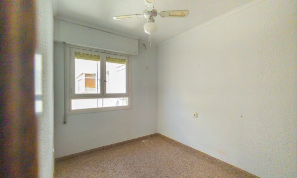 Reventa - Apartamento / Dúplex - Torrevieja - La Mata