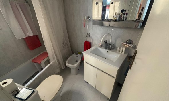 Reventa - Apartamento / Dúplex - Torrevieja - Playa del Cura