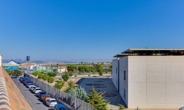 Reventa - Apartamento / Dúplex - Torrevieja - Playa del Acequión