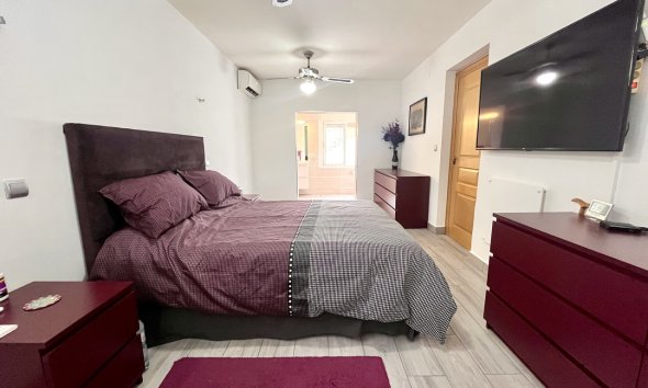 Reventa - Villa / Casa - Pinar de Campoverde