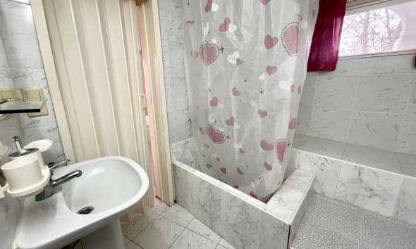 Reventa - Villa / Casa - Pinar de Campoverde