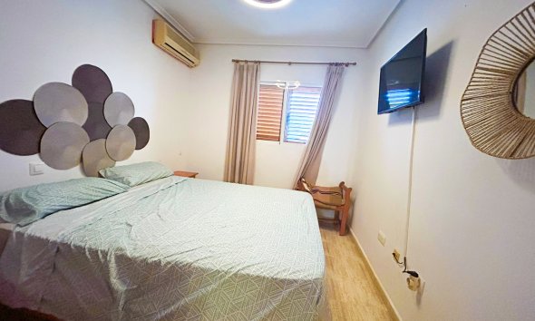 Reventa - Apartamento / Dúplex - Orihuela Costa - Mil Palmeras