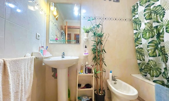 Reventa - Apartamento / Dúplex - Orihuela Costa - Mil Palmeras