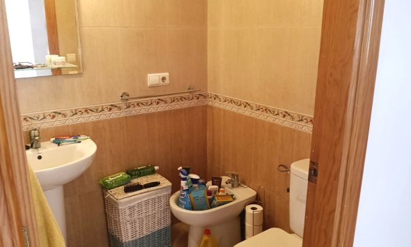Reventa - Apartamento / Dúplex - Los Montesinos - Urbanizacion montesol
