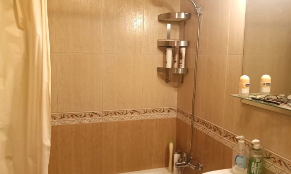 Reventa - Apartamento / Dúplex - Los Montesinos - Urbanizacion montesol