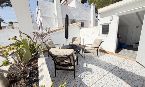 Rynek Wtórny - Bungalow / Domek parterowy - Orihuela Costa - Villamartín