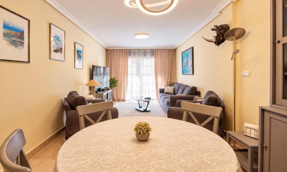 Resale - Apartment / Duplex - Torrevieja