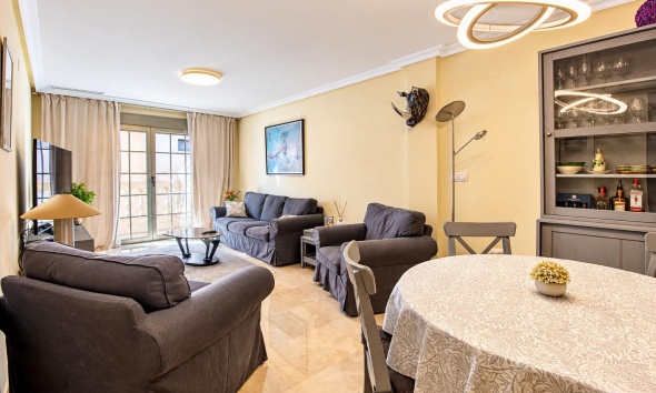 Resale - Apartment / Duplex - Torrevieja