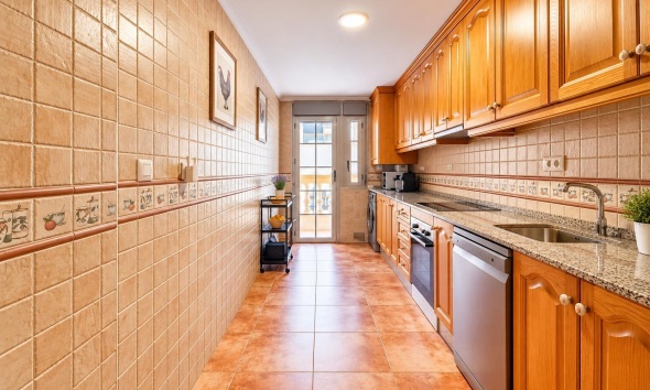 Resale - Apartment / Duplex - Torrevieja