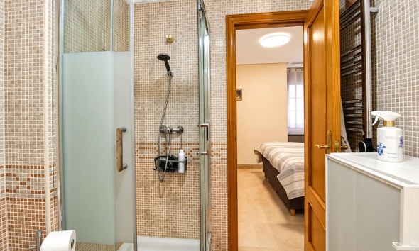 Resale - Apartment / Duplex - Torrevieja