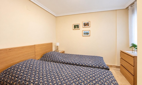 Resale - Apartment / Duplex - Torrevieja