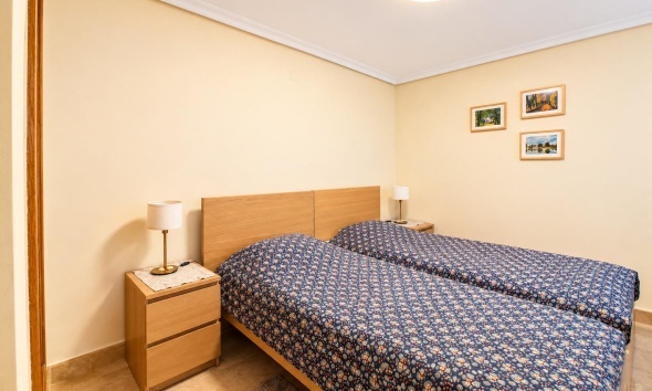Resale - Apartment / Duplex - Torrevieja