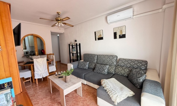 Resale - Apartment / Duplex - Torrevieja - Estacion de autobuses