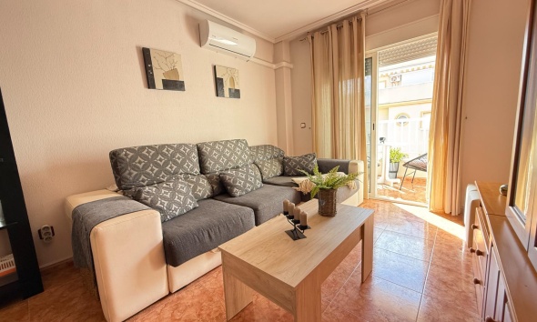 Resale - Apartment / Duplex - Torrevieja - Estacion de autobuses