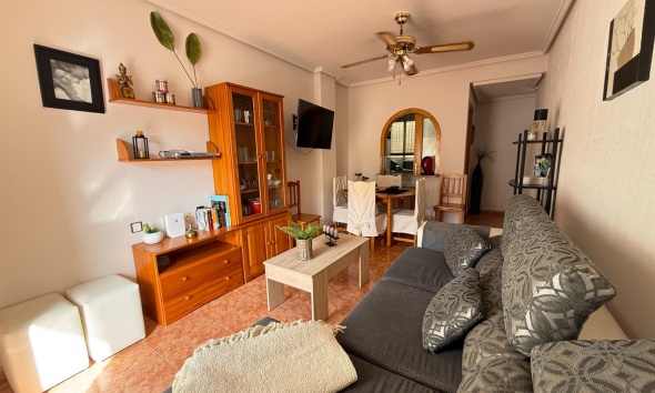 Resale - Apartment / Duplex - Torrevieja - Estacion de autobuses