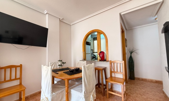 Resale - Apartment / Duplex - Torrevieja - Estacion de autobuses