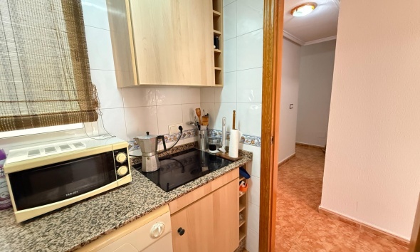 Resale - Apartment / Duplex - Torrevieja - Estacion de autobuses