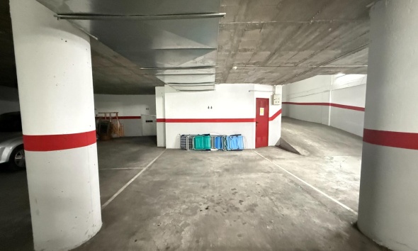 Resale - Apartment / Duplex - Torrevieja - Estacion de autobuses