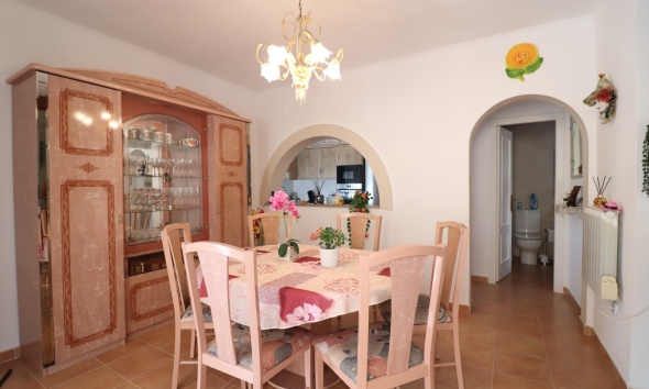 Resale - Villa / House - Algorfa - Montebello