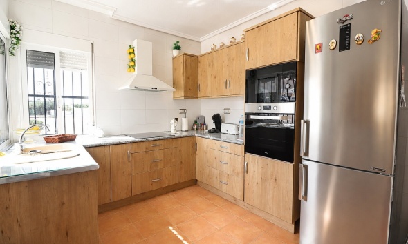 Resale - Villa / House - Algorfa - Montebello