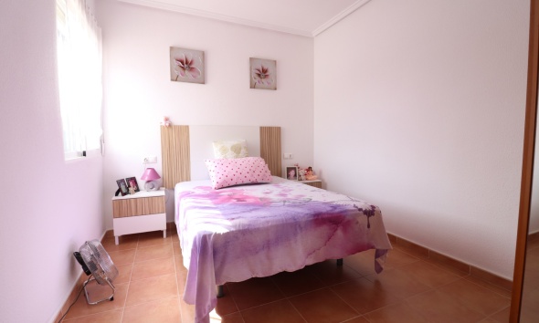 Resale - Villa / House - Algorfa - Montebello