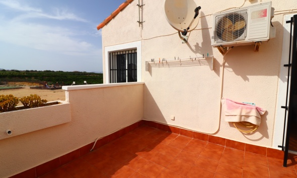 Resale - Villa / House - Algorfa - Montebello