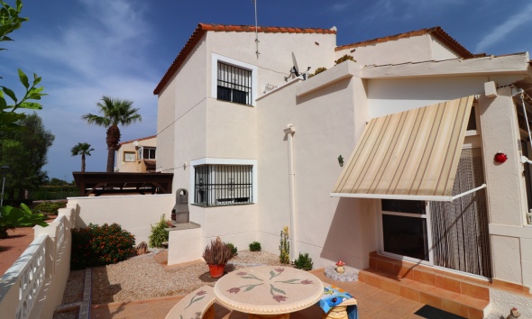 Resale - Villa / House - Algorfa - Montebello