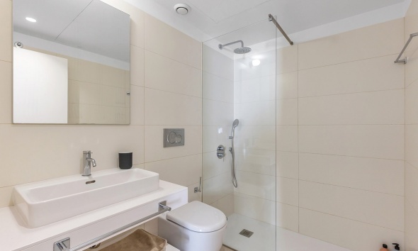 Resale - Apartment / Duplex - Torrevieja - Los Balcones