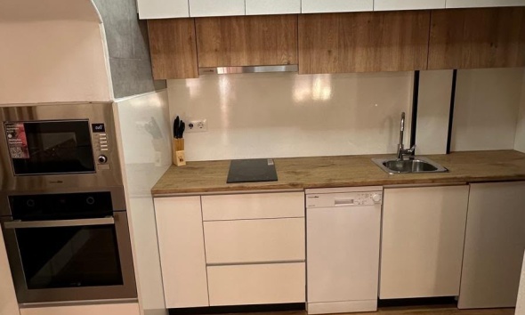 Resale - Apartment / Duplex - Orihuela Costa