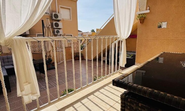 Resale - Apartment / Duplex - Orihuela Costa - El Galán