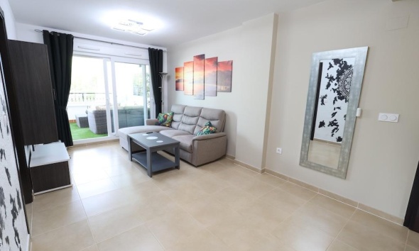 Reventa - Apartamento / Dúplex - Orihuela Costa - Villamartín