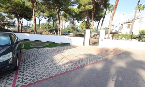 Reventa - Apartamento / Dúplex - Orihuela Costa - Villamartín