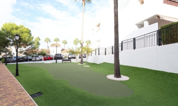 Reventa - Apartamento / Dúplex - Orihuela Costa - Villamartín