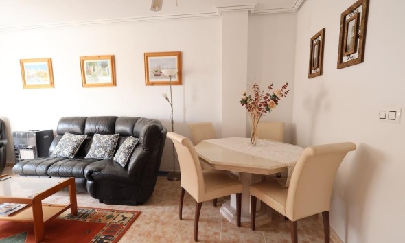 Reventa - Apartamento / Dúplex - Orihuela Costa - La Zenia
