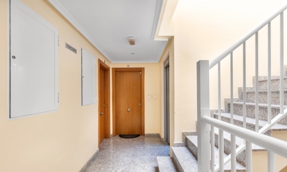 Resale - Apartment / Duplex - Torrevieja - Rocio del Mar