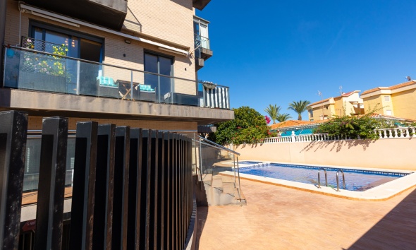 Resale - Apartment / Duplex - Torrevieja - Rocio del Mar