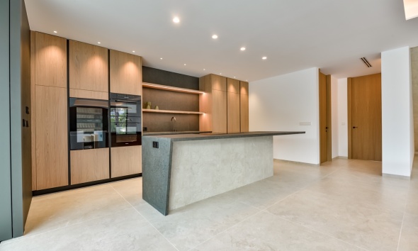 Reventa - Villa / Casa - Altea