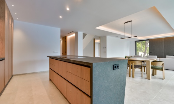 Reventa - Villa / Casa - Altea